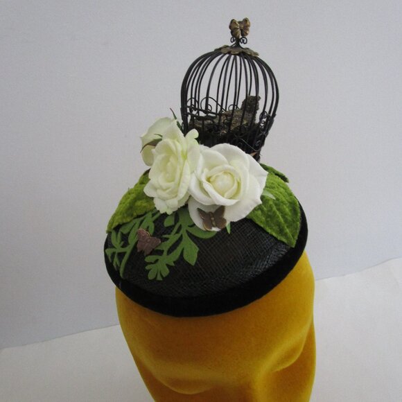 Bird Cage Percher Whimsy Fascinator Hat Ivory Silk Floral Church Easter - Picture 1 of 9